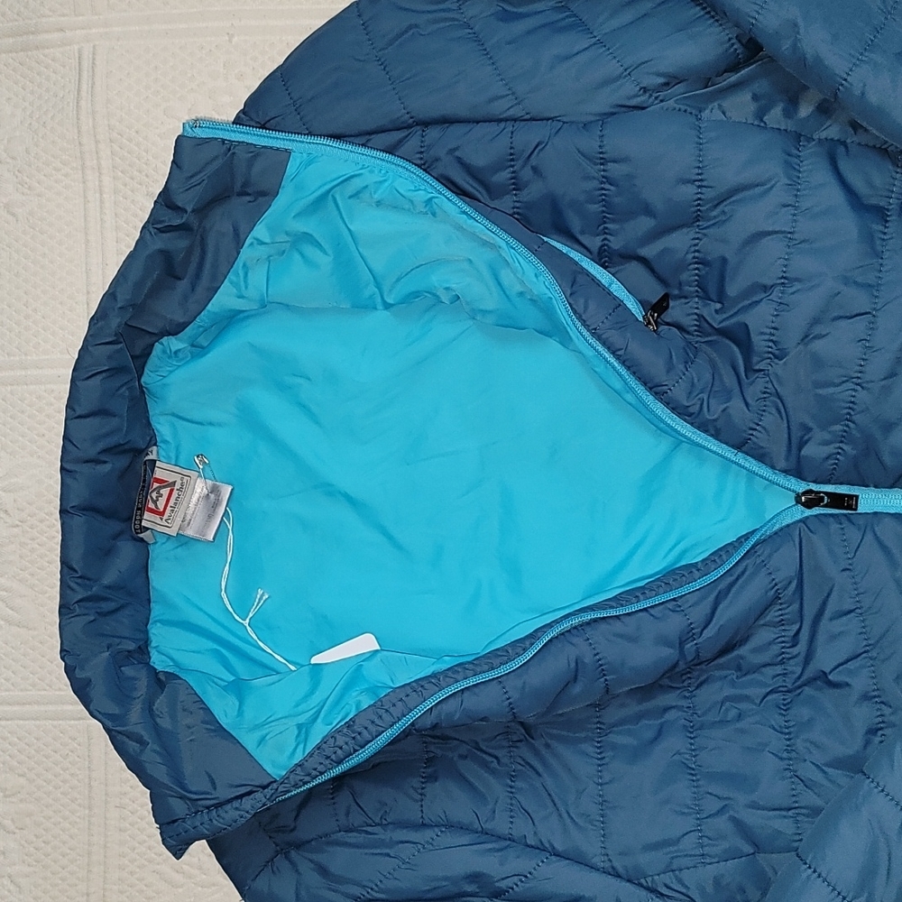 Avalanche Jacket Outerwear Blue, Polyester Filled… - image 5